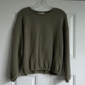 ELODIE Crew Neck Pullover Sweatshirt Crop Elastic Waist in Sage Green		NWT